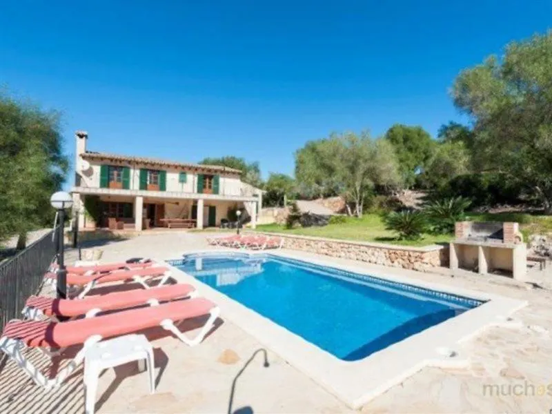Villa In Sineu