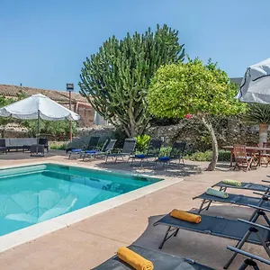 Hotel Sa Barcella Ti 64, Sineu (Mallorca)